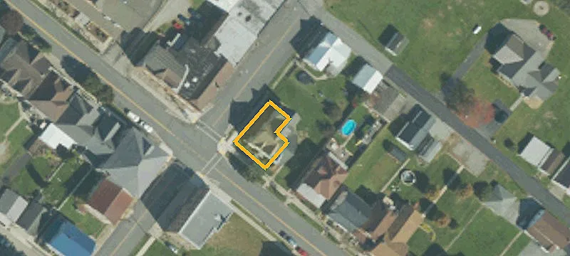 101 Main St