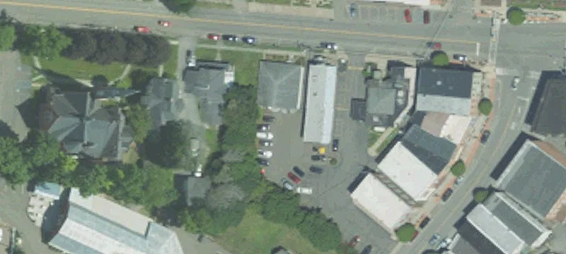 1090 Main St