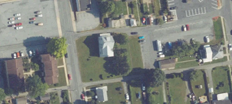 16 2nd Ave