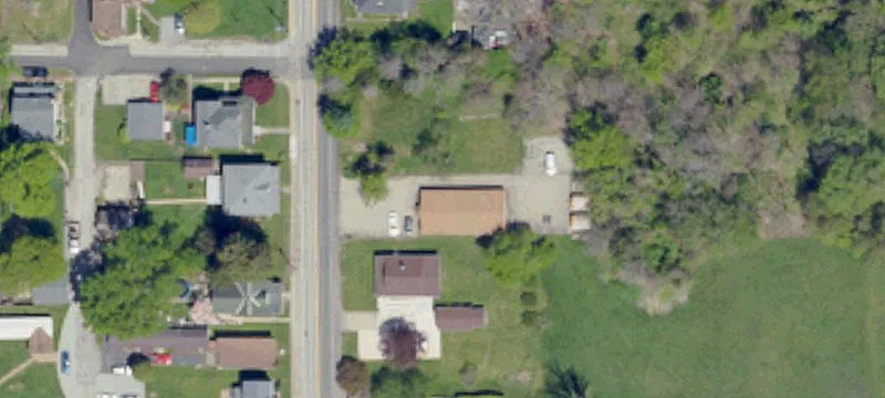 417 Ctr Ave