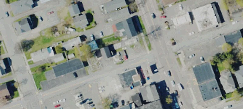 1228 Main St