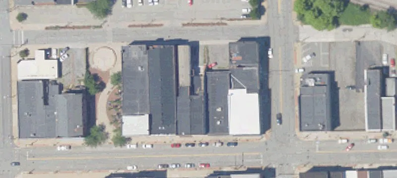 508 Lawrence Ave