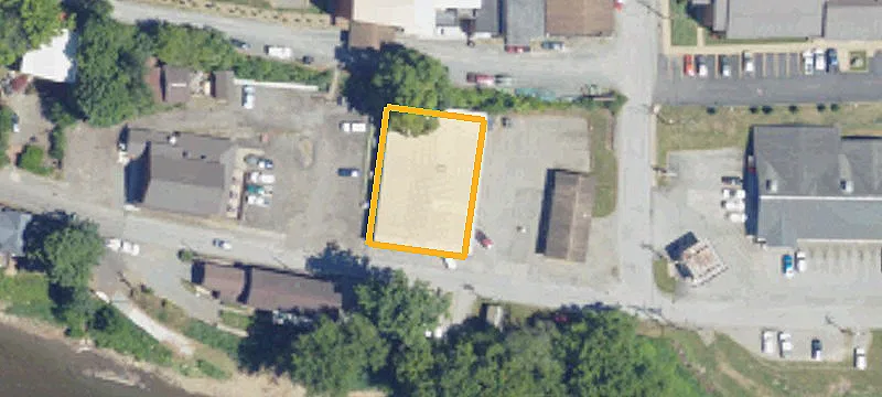 610 Riv Ave