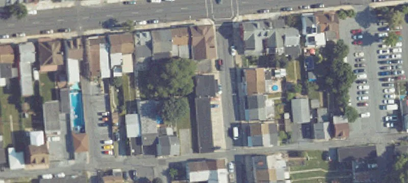 502 Walnut St