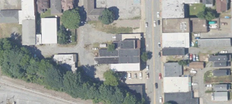 216 5th St