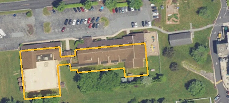 2404 Anita Ct