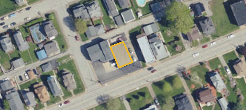 905 Broad Ave