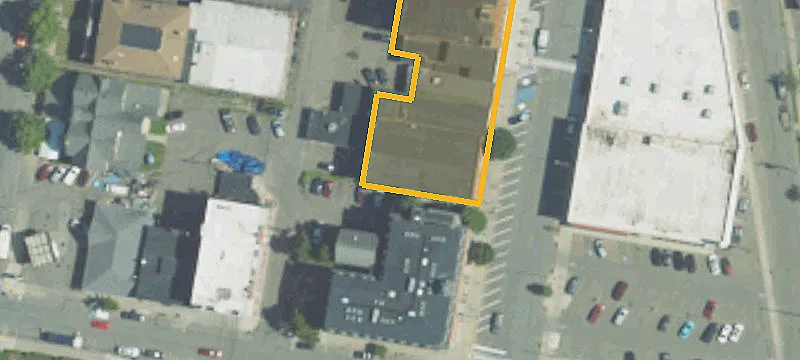 144 Desmond St