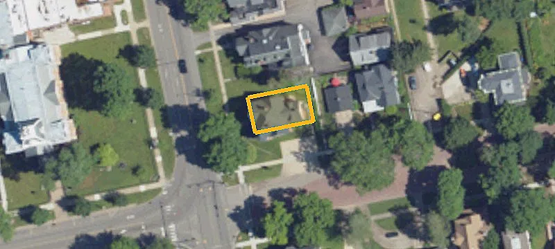 12 Market St