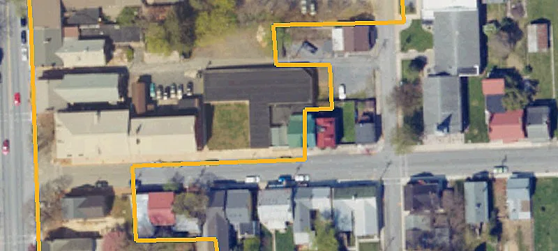 25 Seminary St