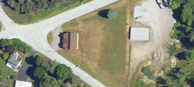 2412 Skyline Rd