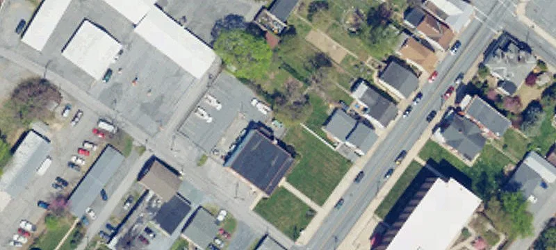 30 Potomac St
