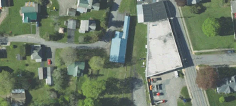 76 Trippe St