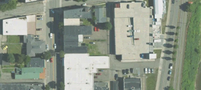 215 Main St
