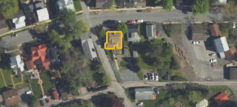 200 Main St