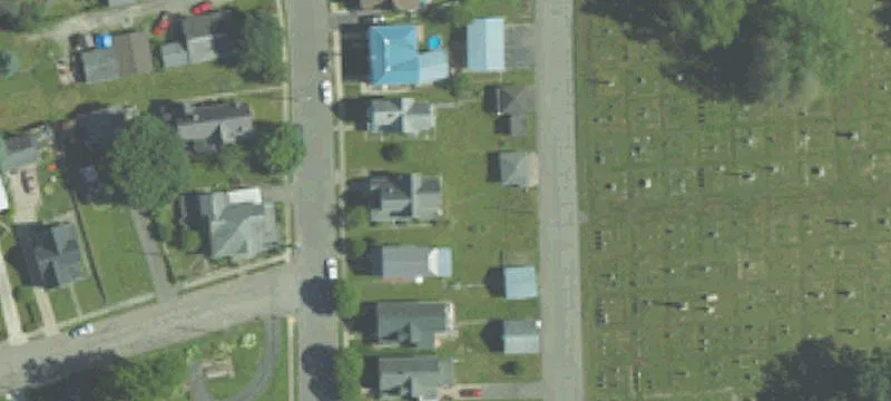 132 Main St