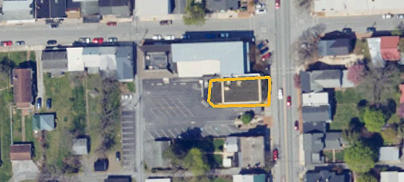 12 Main St
