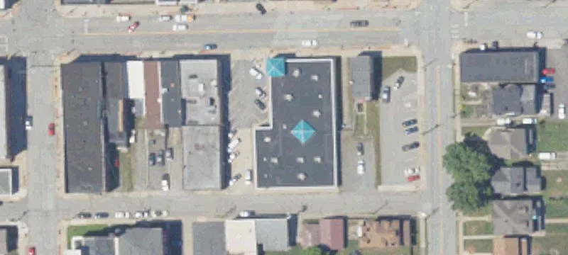 415 Lawrence Ave