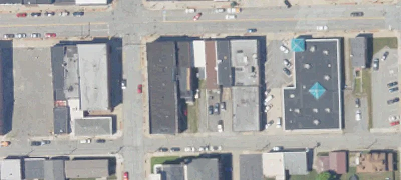 429 Lawrence Ave