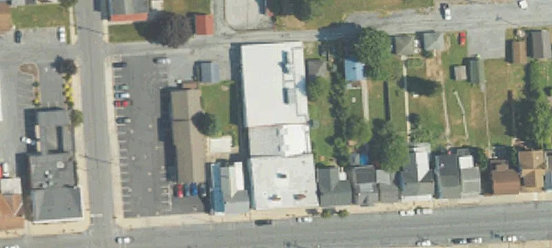 17 Main Ave
