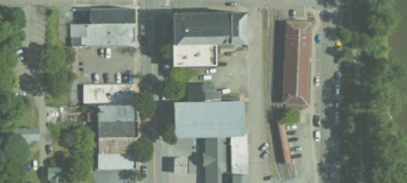 609 Main St