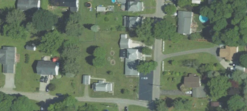 118 Lewis St