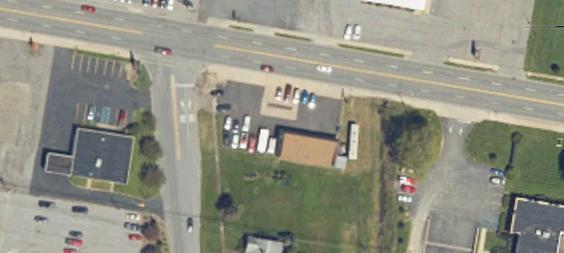 1000 Broad St