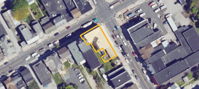 1 Queen St