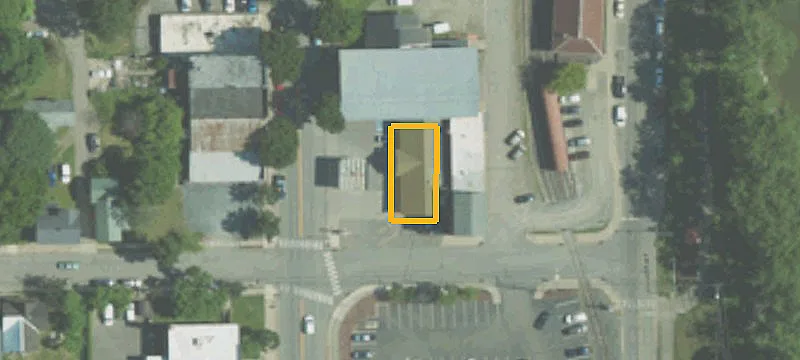 625 Main St