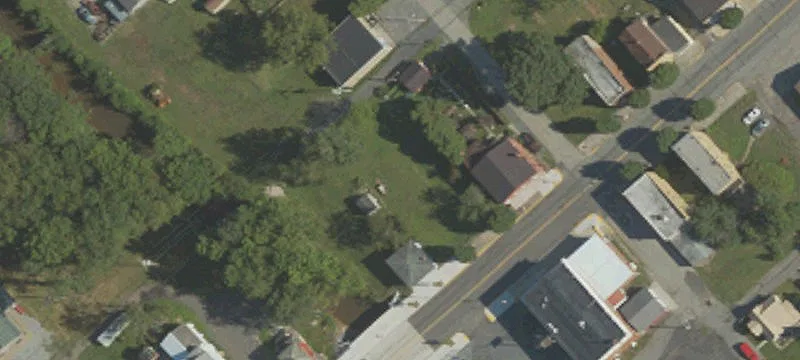 240 Sunshine Ave