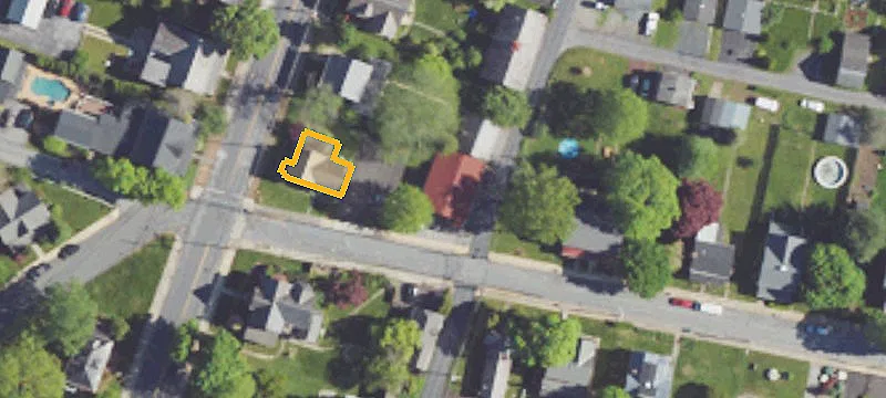 559 Thomas St