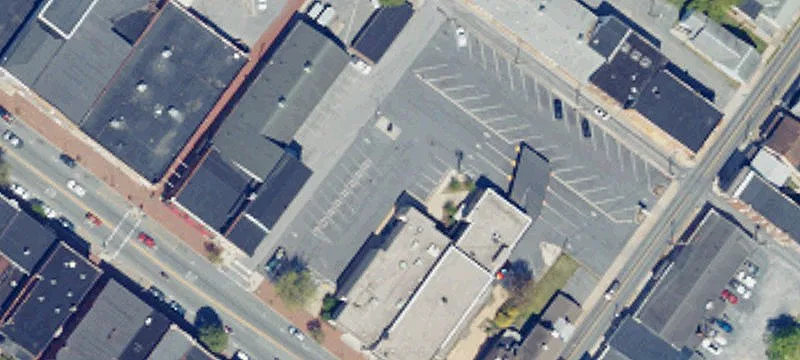15 Main St