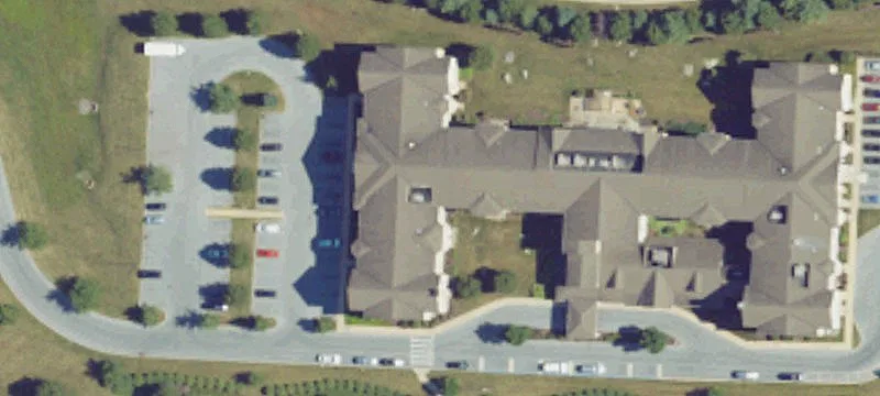 100 Larkspur Dr