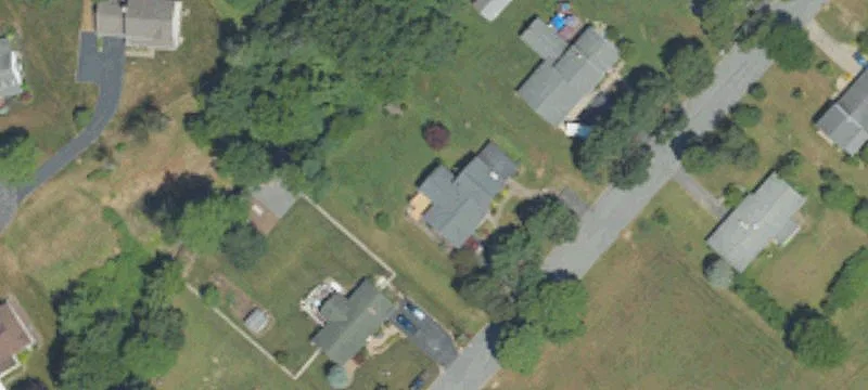 305 Buttonwood Ln