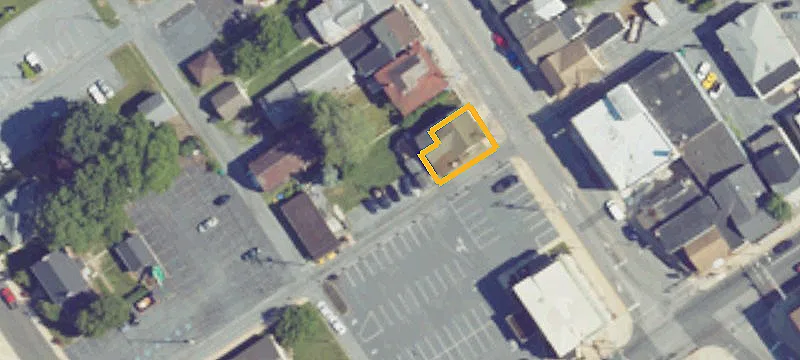 21 Railroad St