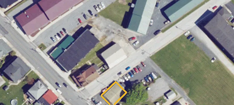 9 Monarch St