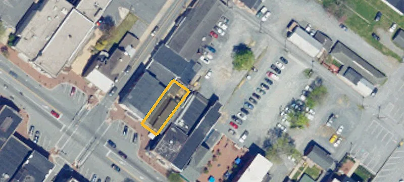 9 Main St