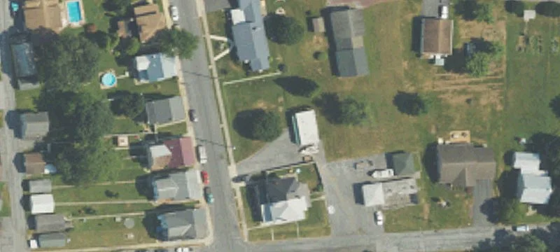 320 Broad St