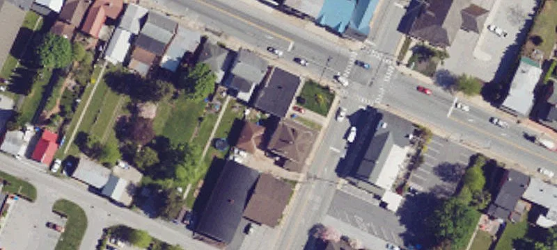 104 King St