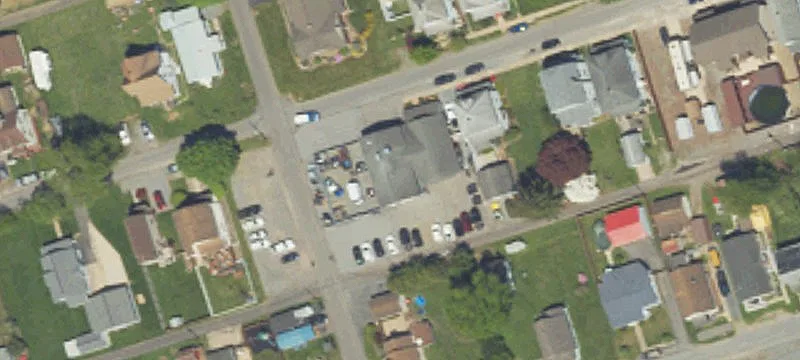 2233 Royal Ave