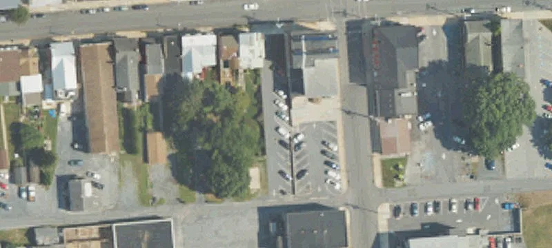 6 Main Ave