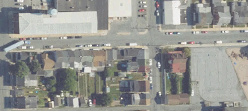 451 3rd Ave