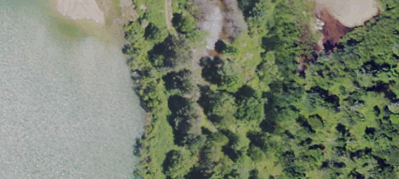 140 Paradise Ln