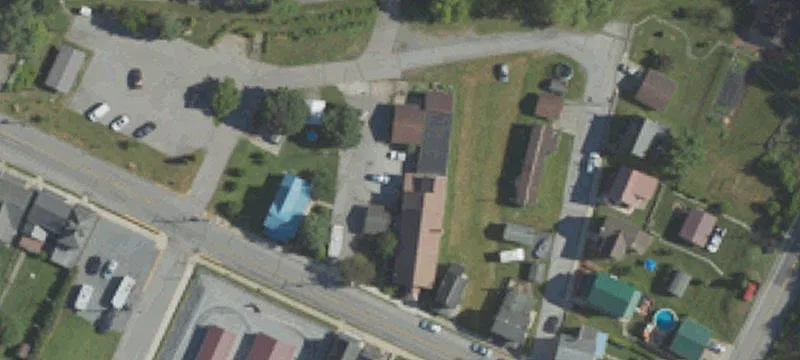120 1st St