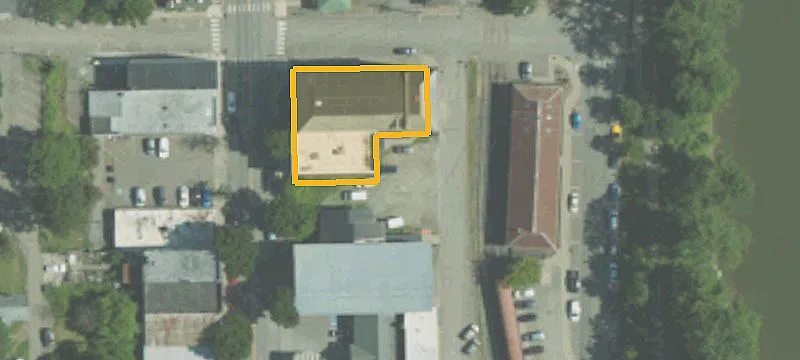 607 Main St