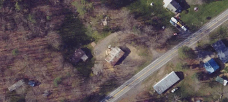 15250 Hares Vly Rd