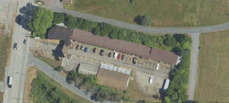 1138 Ctr Ave