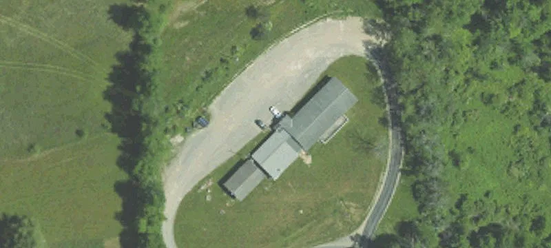 961 Centerville Rd