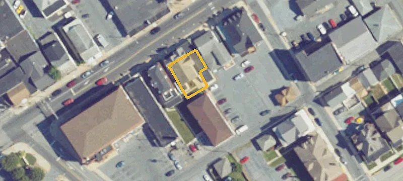 40 Main St