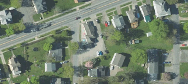 17 Brann St